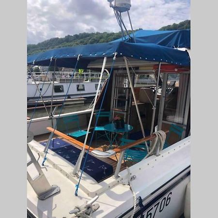 Bateau  Tsilaosa Au Coeur De Namur Hotel Bagian luar foto