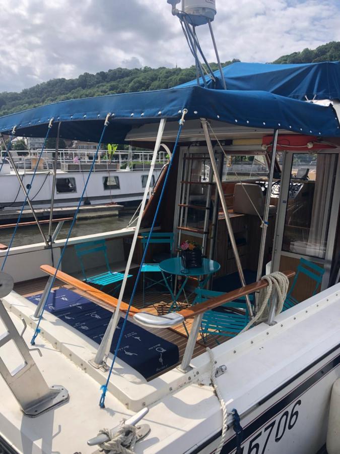 Bateau  Tsilaosa Au Coeur De Namur Hotel Bagian luar foto